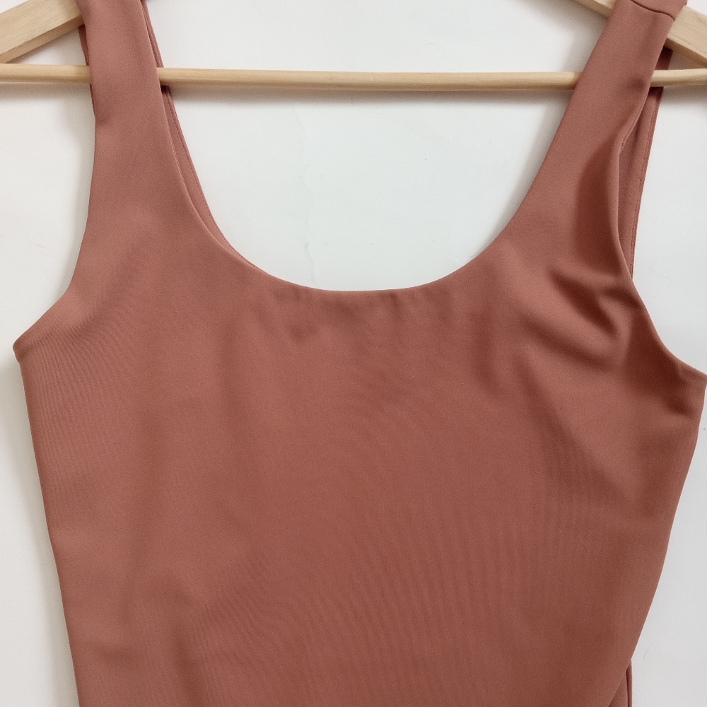 Express Body Contour Compression High Scoop Neck Bodysuit Bodycon* - Picture 5 of 9